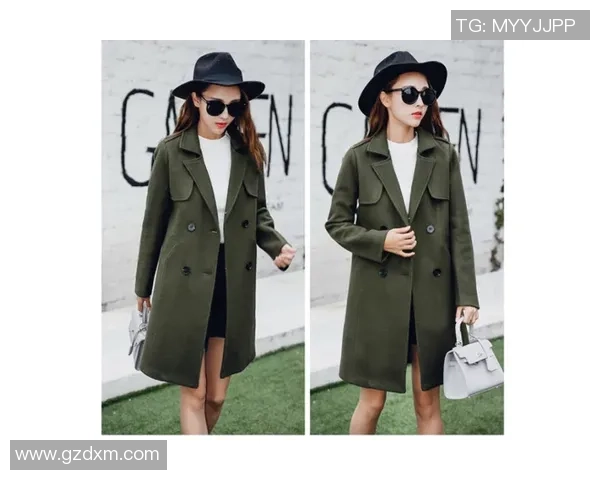 足球明星秋衣搭配女孩时尚风采展现青春活力与运动魅力